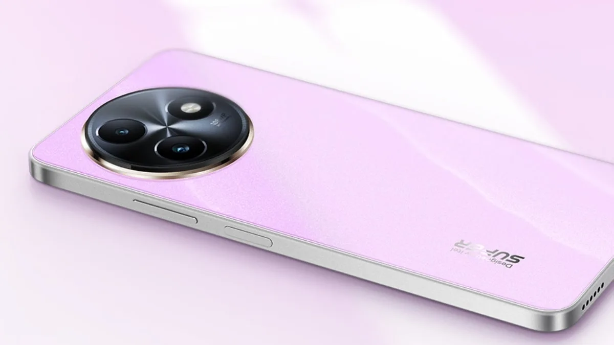 itel S24 design view