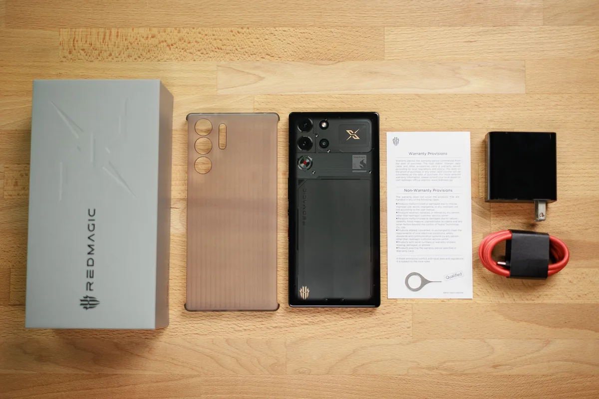 Nubia Red Magic 10S Pro back view