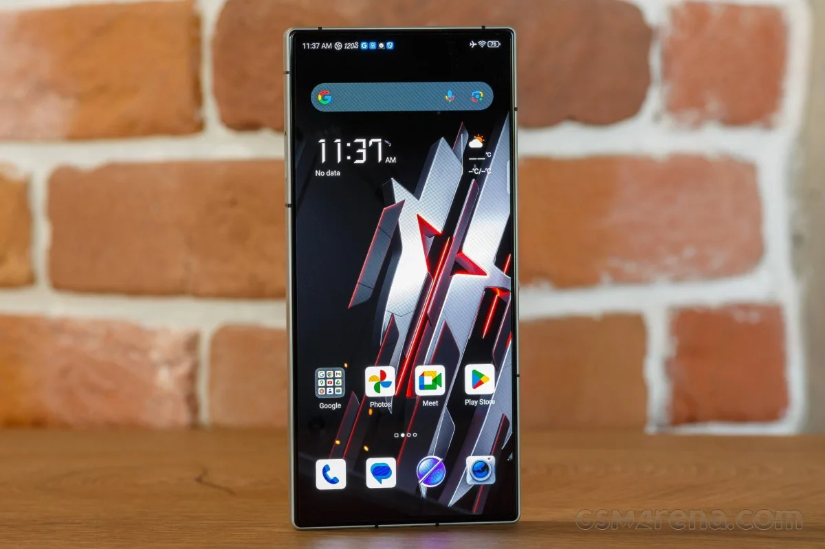Nubia Red Magic 9S Pro side view