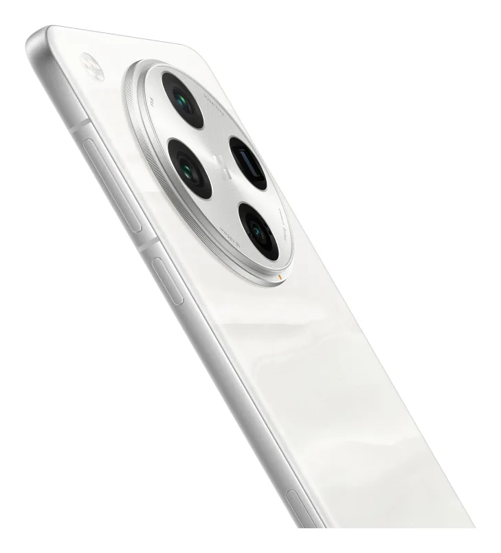 OPPO Find X8 Pro back view