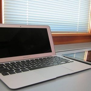 MacBook Air 11-inch Intel i5 512GB 7 MacBook Air 11 inch Intel i5 Var2 7 Syed Non Custom Smuggled Mobiles
