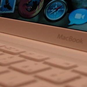 MacBook Air 13-inch Intel i7 256GB 7 MacBook Air 13 inch Intel i7 Var1 7 Syed Non Custom Smuggled Mobiles